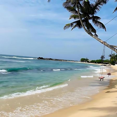 Bed and Breakfast Sky Mountain Cafe With Seaview Weligama Exterior foto